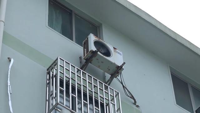 漏水 为何楼下却先损失7万米乐m6登录入口楼上噪音加(图4)